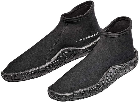 Scubapro Delta 3MM Short Diving Boot With Ultra-Grip Sole For Tropical Scuba Diving And Snorkeling, Made Of Nylon/Neoprene Material, Large