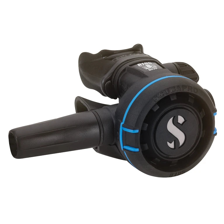 Scubapro R105 regulator.