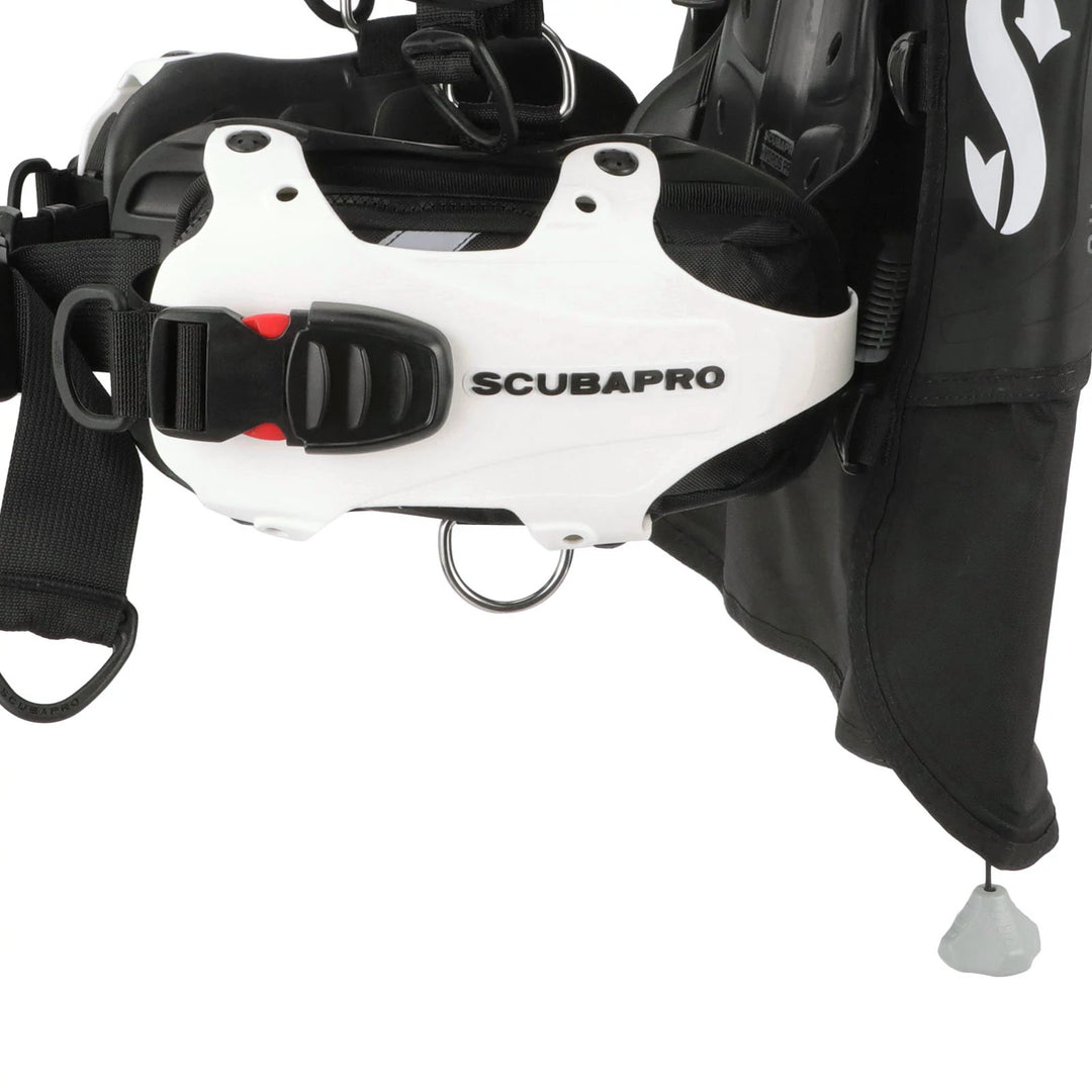 Scubapro Hydros Pro Womens Back Inflated Scuba Bcd With Air2 Inflator Regulator - White.
