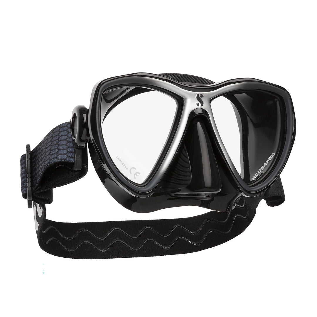 Scubapro Synergy Mini Diving Mask With Comfort Strap (Black/Silver With Black Skirt).